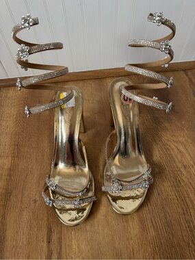 Rene Caovilla look alike Gold Spiral Crystal Wrap Heels by Wild Diva size 10
